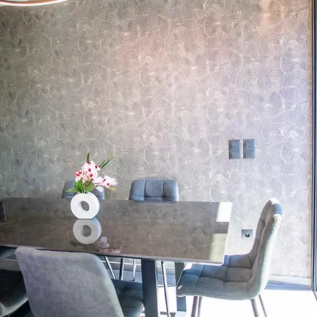 Luxury Penthouse With Acropolis View And Jacuzzi Apartment *